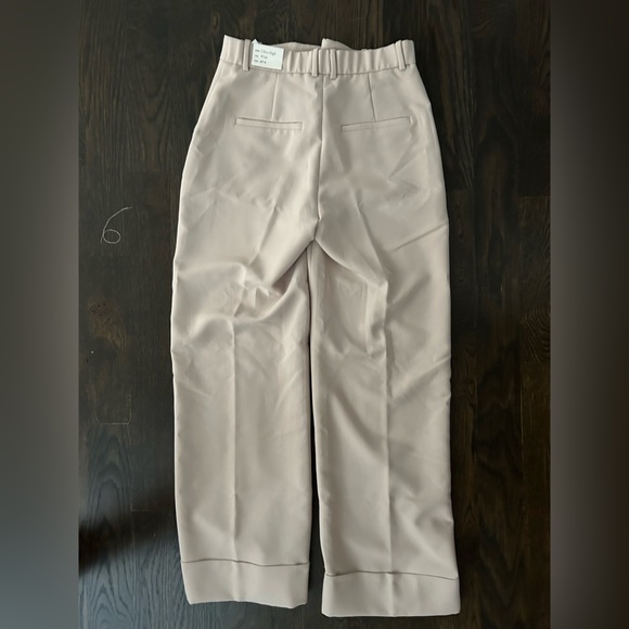 A&F ultra high rise work trousers with cute cuff detail! - Picture 5 of 6